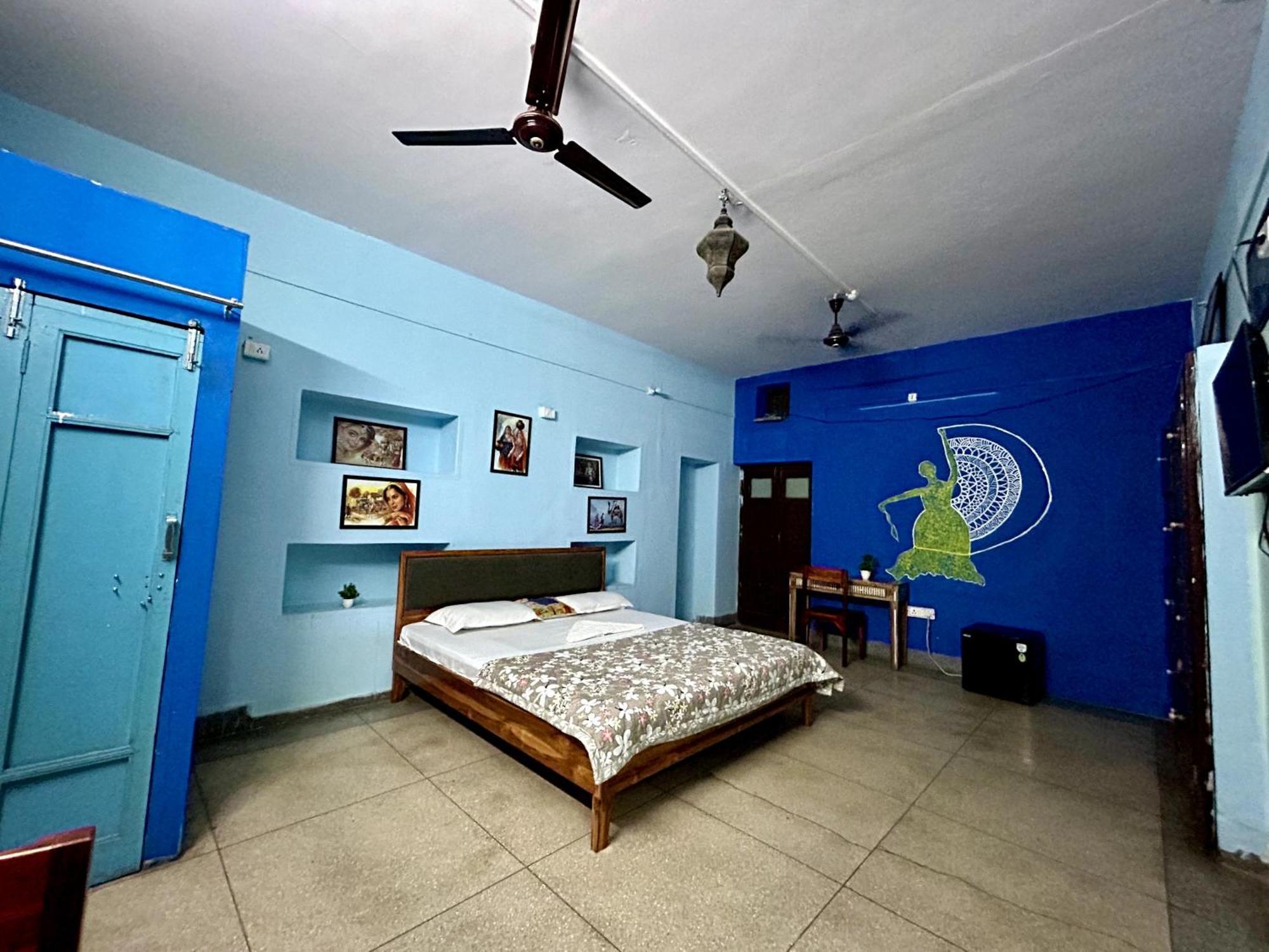 Blue Town Hostel & Cafe ジョードプル エクステリア 写真